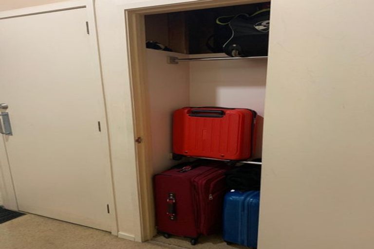 Photo of property in 2/846 Beach Road, Torbay, Auckland, 0630