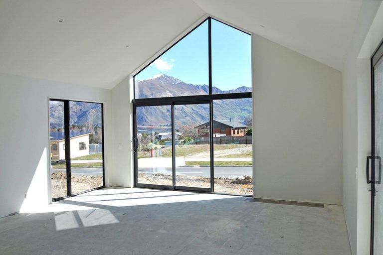 Photo of property in 47 Clearview Street, Wanaka, 9305