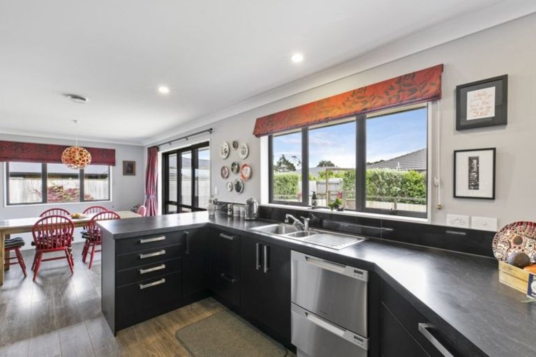 Photo of property in 3 Margaret Place, Waiuku, 2123