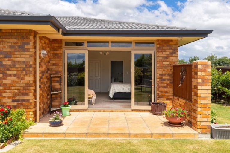 Photo of property in 8 Clearwater Place, Mayfield, Blenheim, 7201