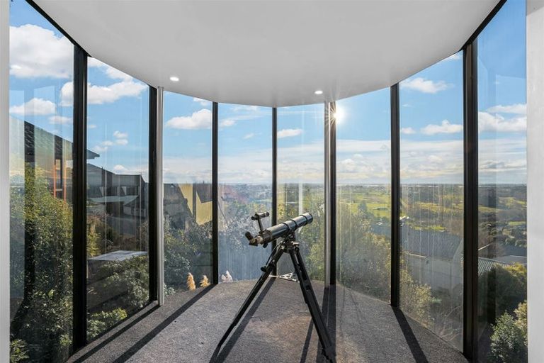 Photo of property in 3 Lulworth Lane, Westmorland, Christchurch, 8025