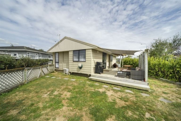 Photo of property in 19 Mcleavey Drive, Kelvin Grove, Palmerston North, 4414