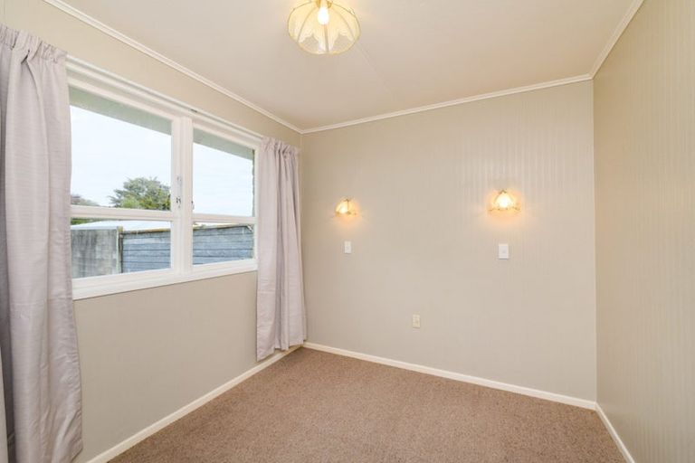 Photo of property in 13 Mcclure Street, Feilding, 4702