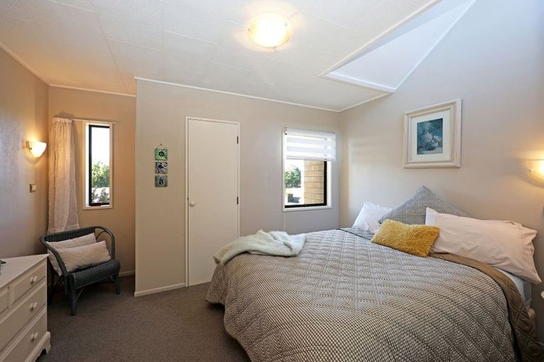 Photo of property in 11 Leven Street, South Hill, Oamaru, 9400