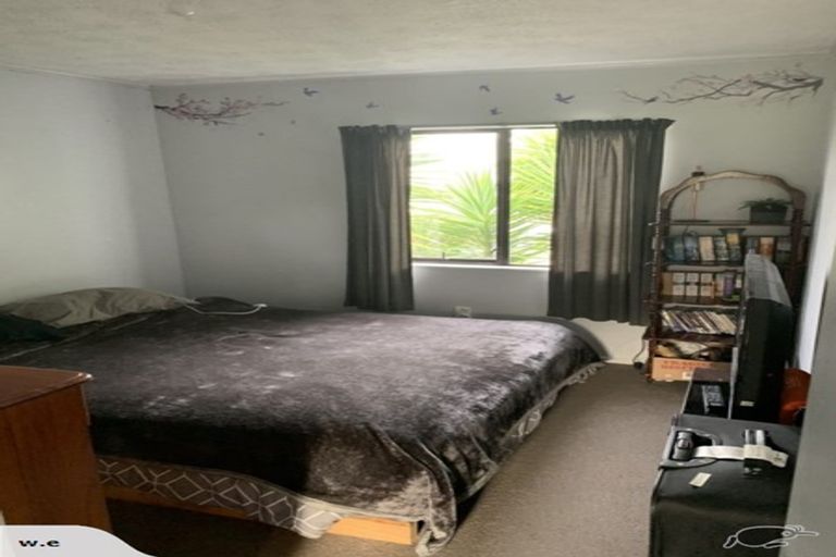 Photo of property in 24 Alidade Place, Massey, Auckland, 0614