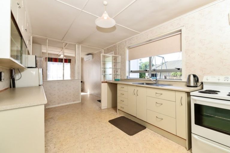 Photo of property in 13 Verel Street, Fairfield, Hamilton, 3214