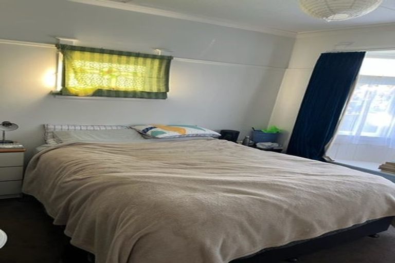 Photo of property in 49 Riverside Drive, Waiwhetu, Lower Hutt, 5010