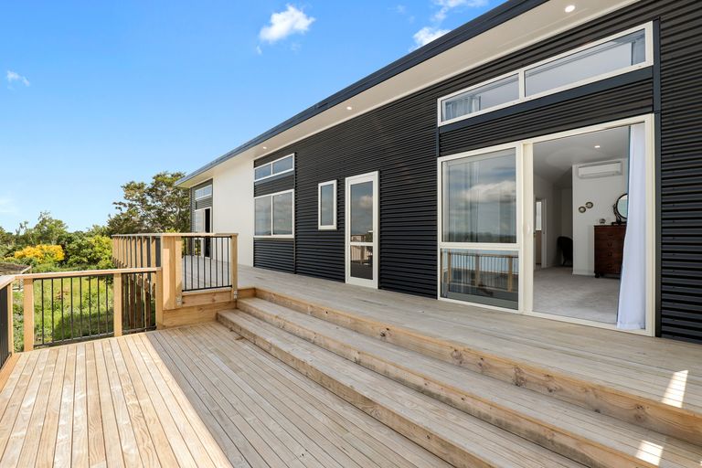 Photo of property in 10 Burgess Street, Te Aroha, 3320