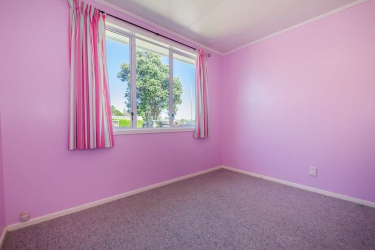 Photo of property in 21 Te Kupe Road, Paraparaumu Beach, Paraparaumu, 5032