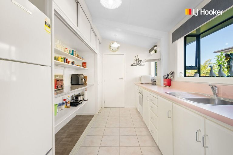 Photo of property in 29 Estuary Crescent, Fairfield, Dunedin, 9018