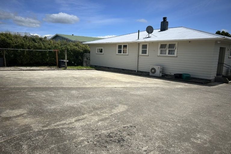 Photo of property in 16 Alfredton Road, Eketahuna, 4900