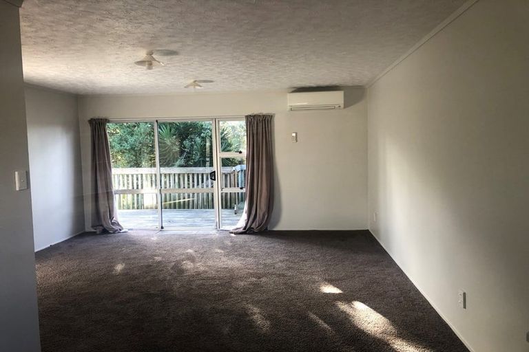 Photo of property in 1/10 Trounson Avenue, Clendon Park, Auckland, 2103
