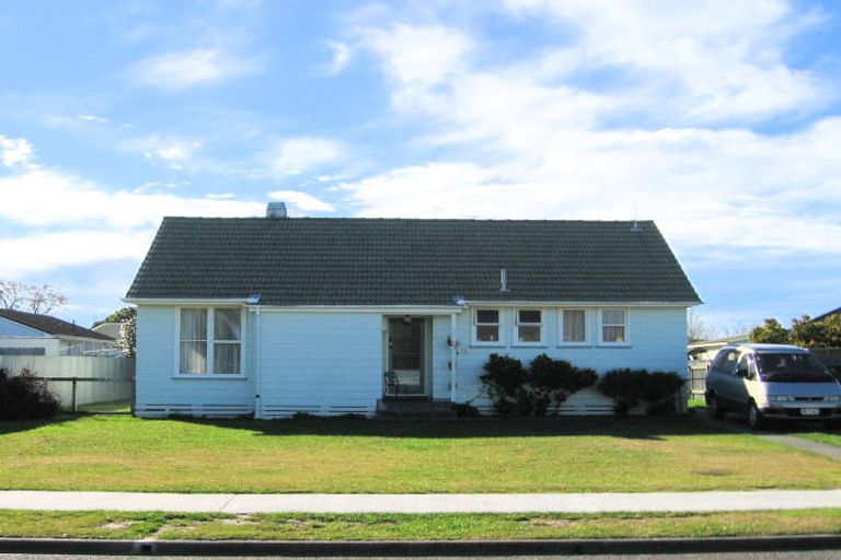 Photo of property in 20 Constable Crescent, Onekawa, Napier, 4110