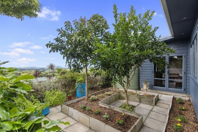 Photo of property in 348 Brooks Road, Waipu, 0582