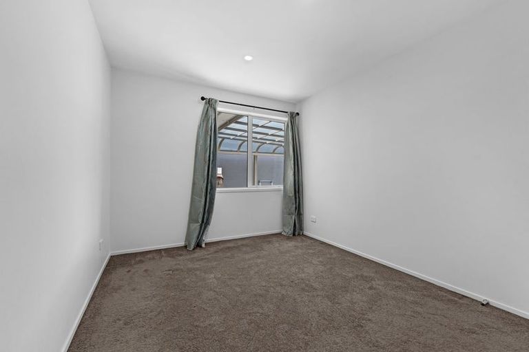 Photo of property in 9 Rere Close, Takanini, 2112