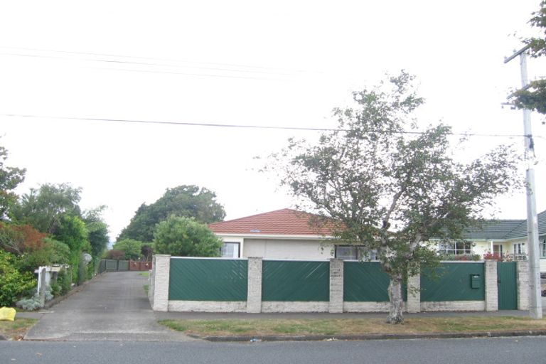 Photo of property in 2/63 Fraser Crescent, Elderslea, Upper Hutt, 5018