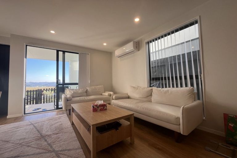 Photo of property in 11a Colin Chester Drive, Silverdale, 0932