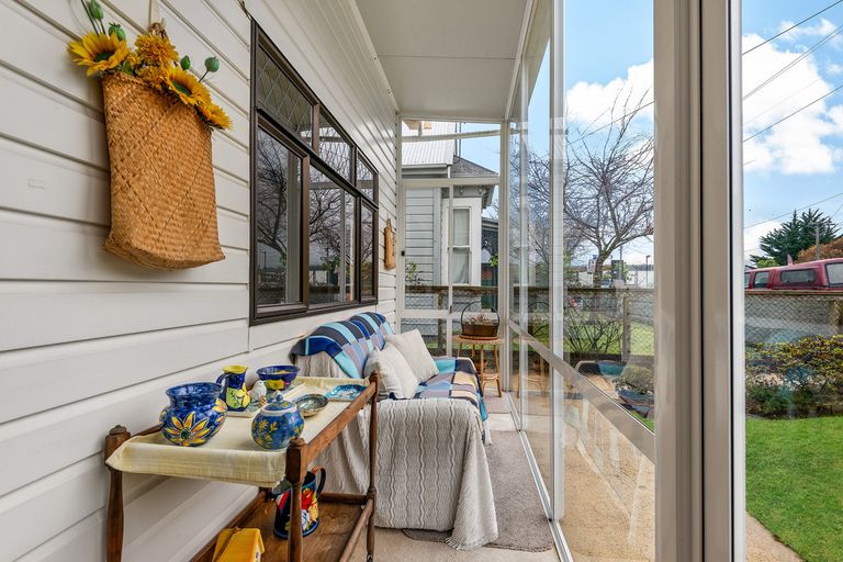 Photo of property in 625 Andersons Bay Road, Musselburgh, Dunedin, 9012