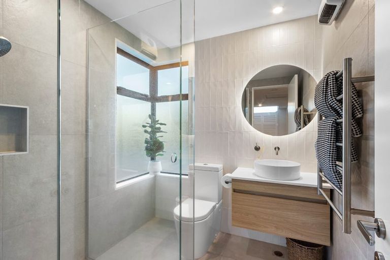 Photo of property in 91 Innes Road, St Albans, Christchurch, 8052