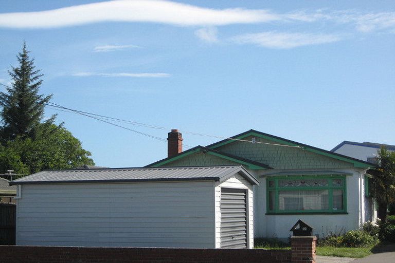 Photo of property in 1/31 Young Street, Somerfield, Christchurch, 8024