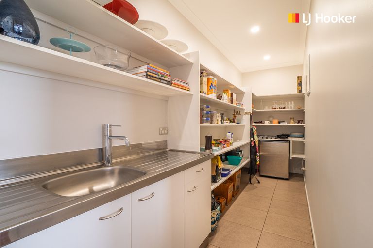 Photo of property in 28 Irwin Logan Drive, Mosgiel, 9024