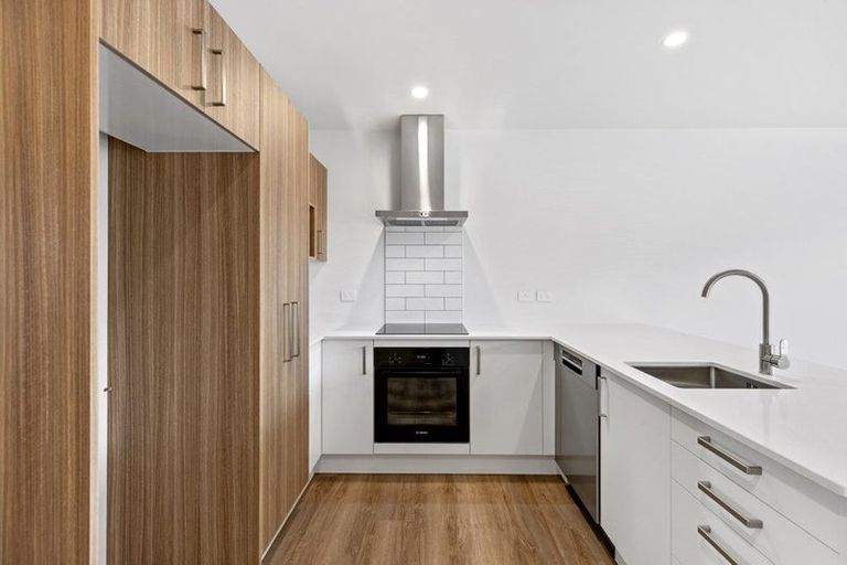 Photo of property in 39a Moore Street, Hillcrest, Auckland, 0627