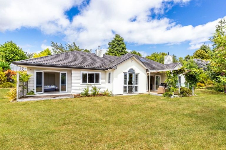 Photo of property in 47 Ramsay Drive, Acacia Bay, Taupo, 3385