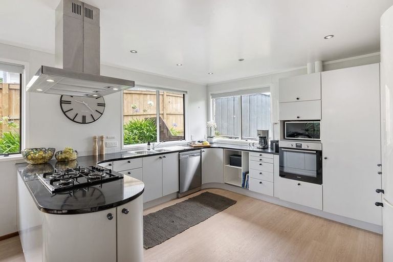 Photo of property in 4 Bain Place, Bucklands Beach, Auckland, 2014