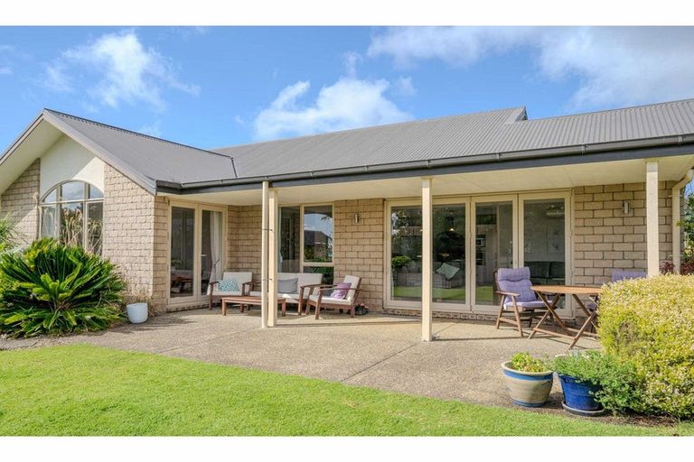 Photo of property in 10 Pickmere Lane, Kerikeri, 0230