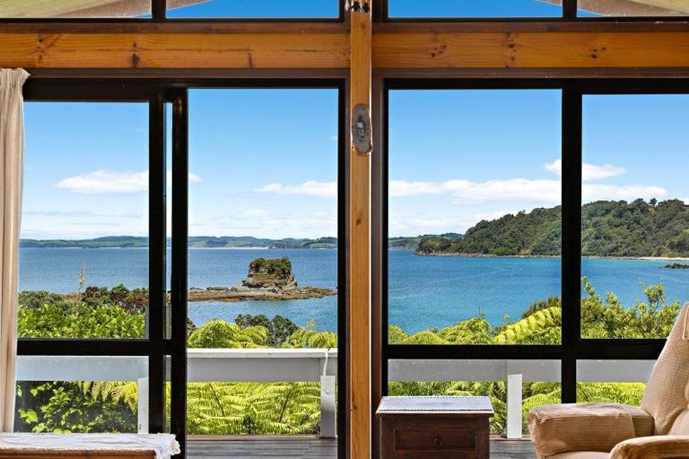 Photo of property in 56 Grand View Road, Leigh, 0985