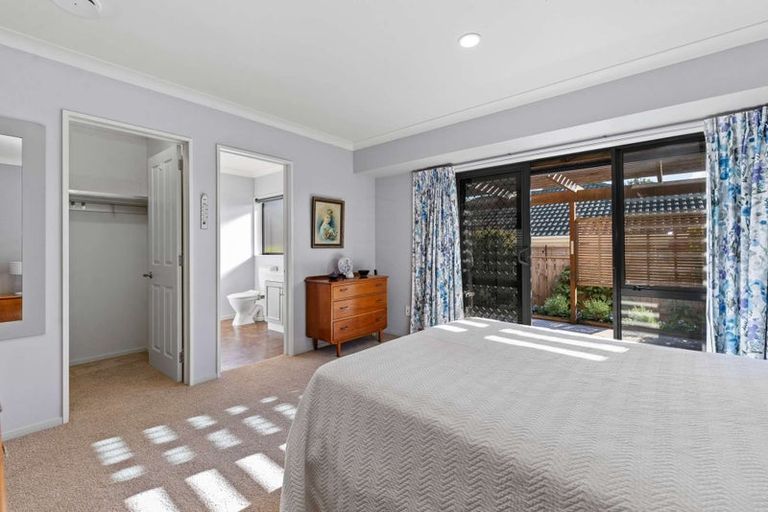 Photo of property in 2 Hayward Rise, Owhata, Rotorua, 3010