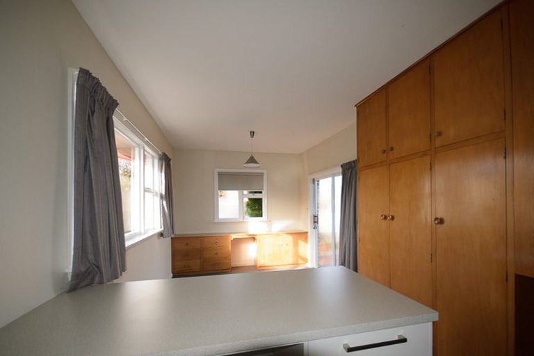 Photo of property in 16 Plynlimon Road, Fendalton, Christchurch, 8052