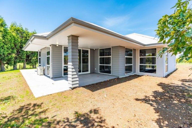 Photo of property in 19 Corsair Drive, Maungatapere, Whangarei, 0179