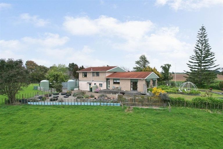 Photo of property in 124 Kukutauaki Road, Koputaroa, Levin, 5575