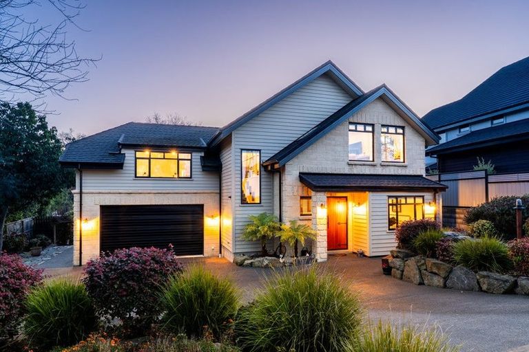 Photo of property in 15a Kitchener Square, Highfield, Timaru, 7910
