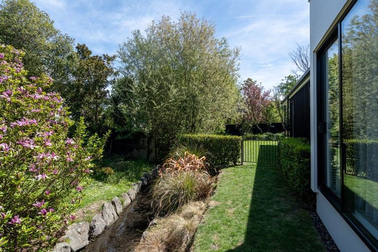 Photo of property in 29 Weston Road, St Albans, Christchurch, 8052