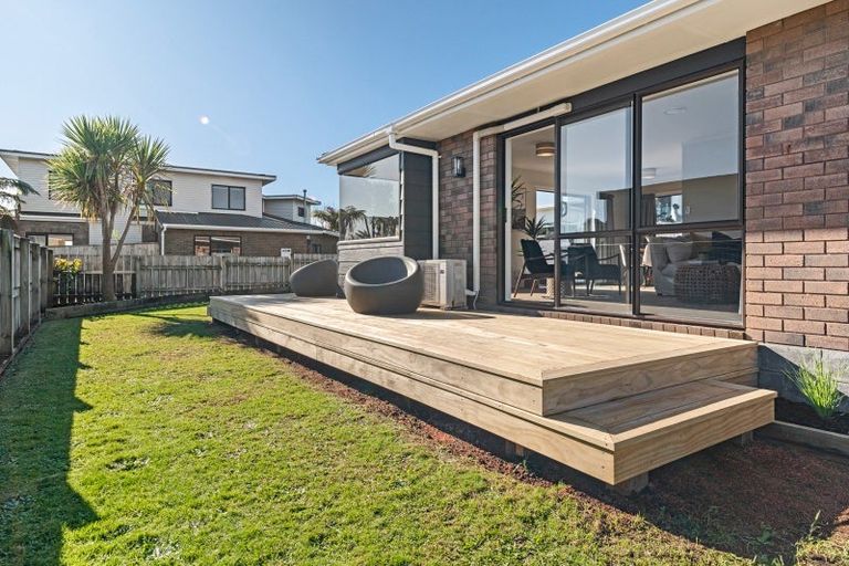 Photo of property in 620b South Road, Oakura, 4314