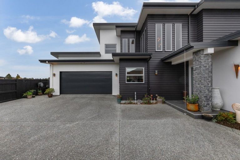Photo of property in 29 Okarito Avenue, Levin, 5510