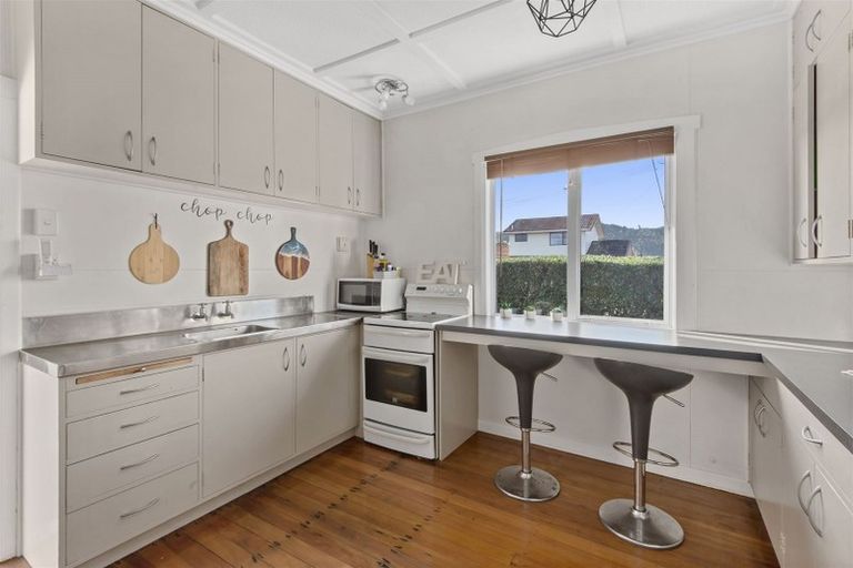 Photo of property in 76 Kamo Road, Kensington, Whangarei, 0112