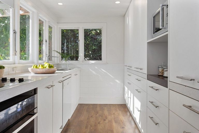 Photo of property in 33 Mays Road, St Albans, Christchurch, 8052