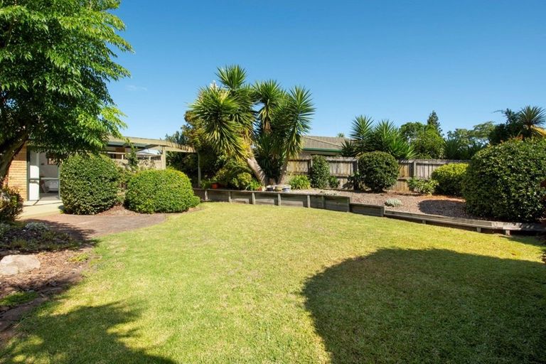 Photo of property in 17 Burnt Oak Drive, Pyes Pa, Tauranga, 3112