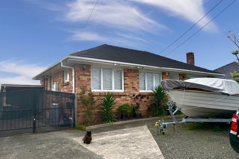 Photo of property in 16 Tyrone Street, Otara, Auckland, 2023