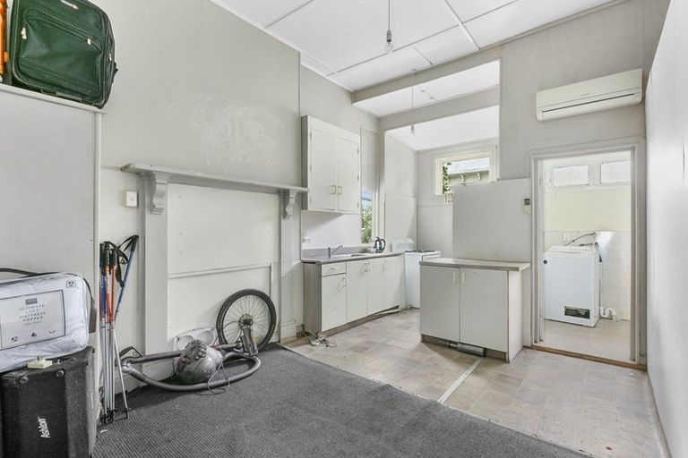 Photo of property in 74 Heriot Row, North Dunedin, Dunedin, 9016