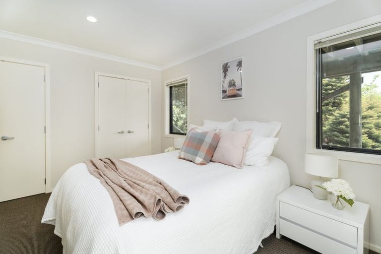 Photo of property in 28c Ronald Woolf Place, Churton Park, Wellington, 6037