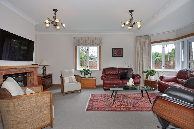 Photo of property in 2 Sandon Road, Feilding, 4702