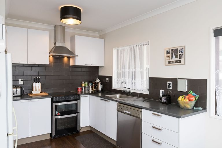 Photo of property in 67 Benmore Avenue, Cloverlea, Palmerston North, 4412