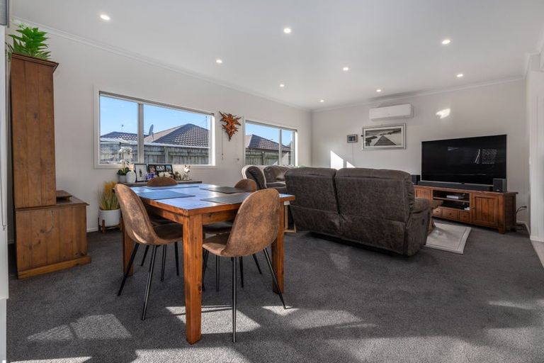 Photo of property in 52a Mako Mako Road, Levin, 5510