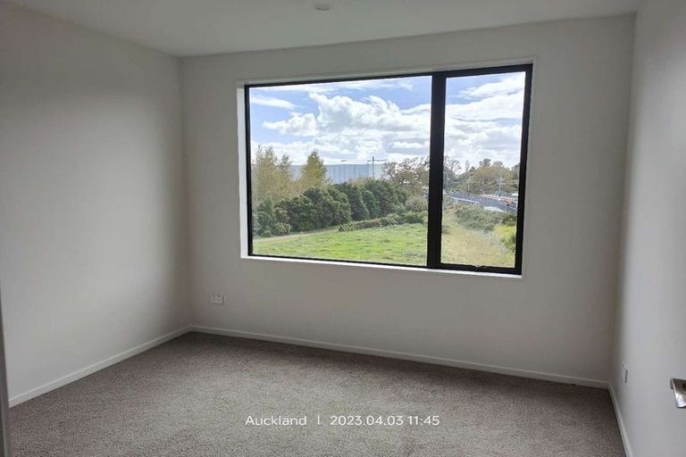 Photo of property in 30 Bloom Crescent, Sunnyvale, 0612