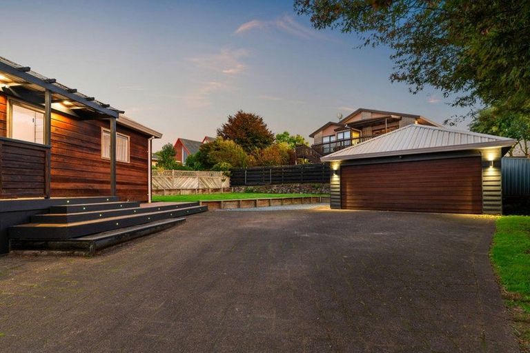Photo of property in 13 Thelma Place, Lynmore, Rotorua, 3010