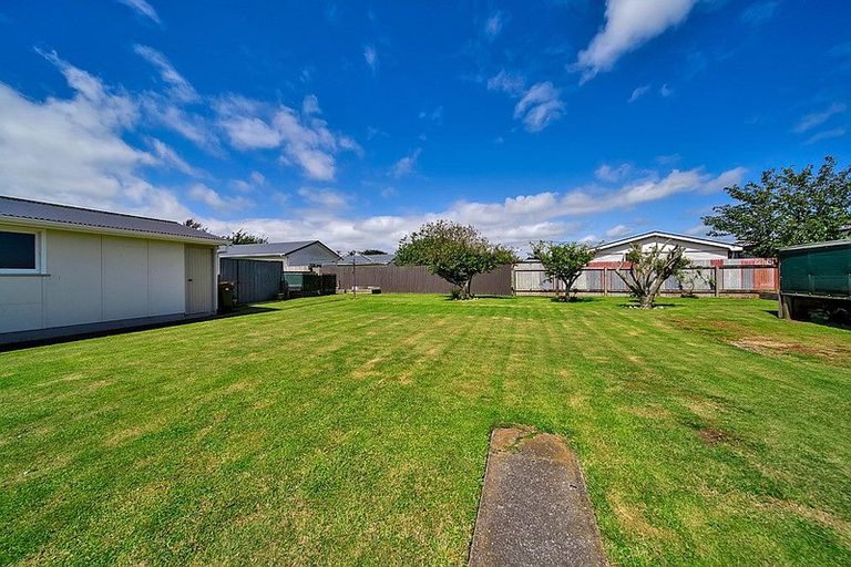 Photo of property in 17 Grey Street, Normanby, Hawera, 4614